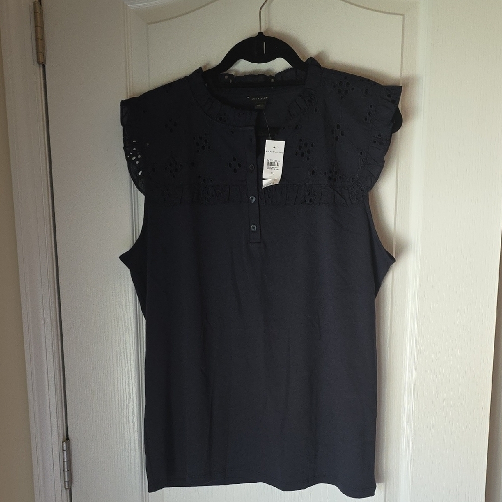 Ann Taylor Navy Sleeveless Ruffled Blouse